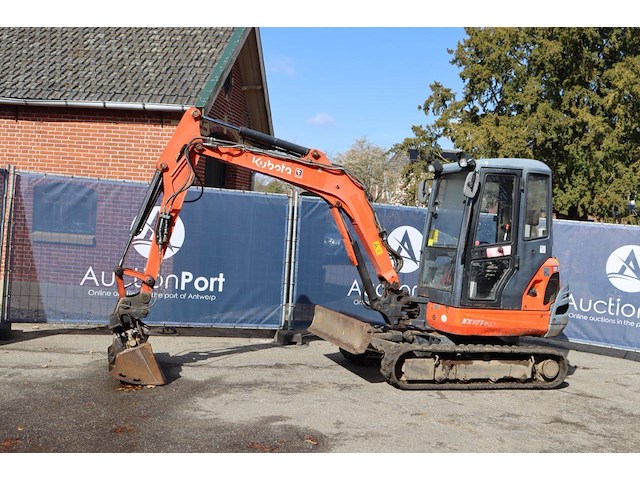 Rupsgraafmachine kubota kx101-3α3 diesel 23kw 2013 - afbeelding 1 van  1