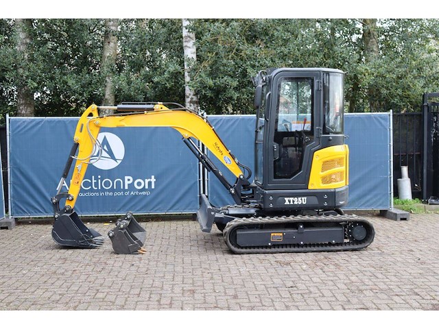 Rupsgraafmachine landward xt25u diesel 14kw 2025 nieuw - afbeelding 1 van  1