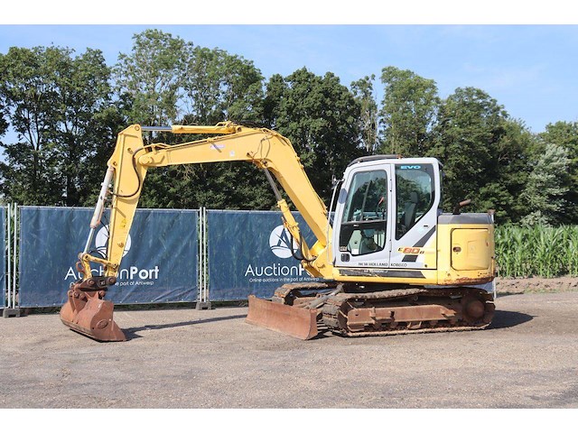 Rupsgraafmachine new holland kobelco e80bmsr-2 diesel 42kw 2011 - afbeelding 1 van  1