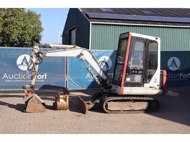 Rupsgraafmachine takeuchi tb025 diesel 26pk - afbeelding 1 van  1