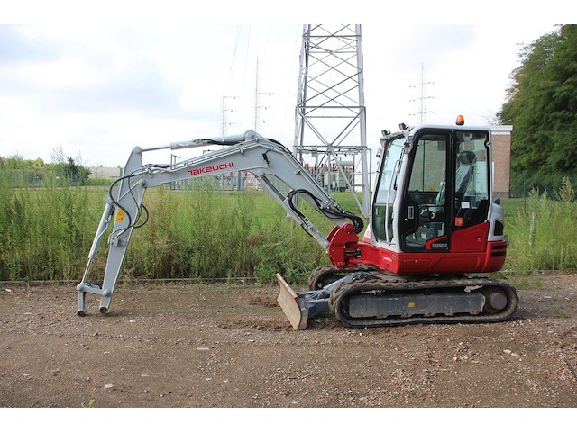 Rupsgraafmachine takeuchi tb250-2 diesel 29kw 2023 - afbeelding 1 van  1