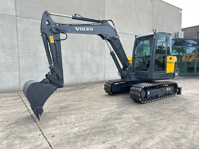 Rupsgraafmachine volvo ec60c diesel 2014 - afbeelding 1 van  1
