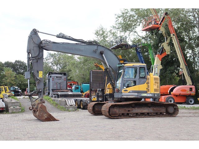 Rupsgraafmachine volvo ecr235dl diesel 129kw 2013 - afbeelding 1 van  1