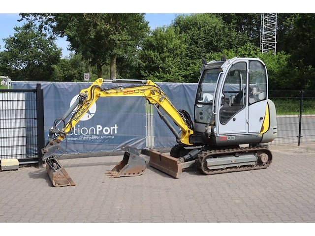 Rupsgraafmachine wacker neuson 2503 diesel 19kw 2017 - afbeelding 1 van  1