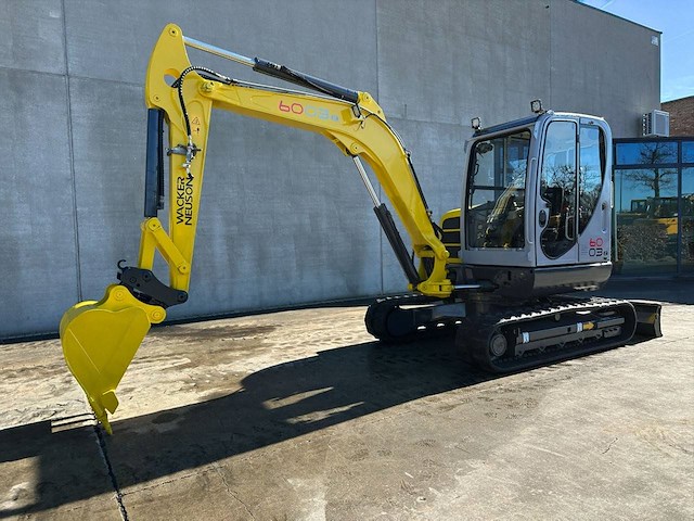 Rupsgraafmachine wacker neuson 6003 diesel 43.4kw 2015 - afbeelding 1 van  1