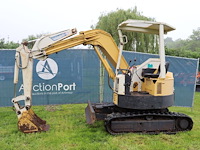 Rupsgraafmachine yanmar b3 diesel