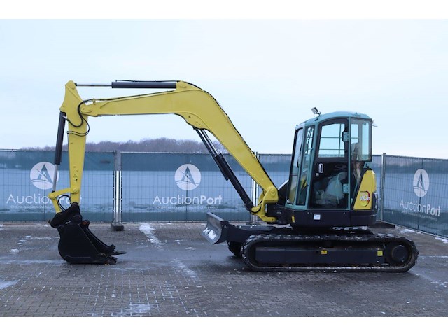 Rupsgraafmachine yanmar vio80 diesel 43.4kw 2015 - afbeelding 1 van  1