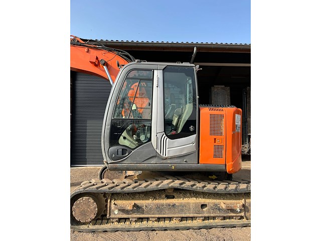 Rupsgraafmachine zaxis zx135us-3 diesel 2011 - afbeelding 1 van  1