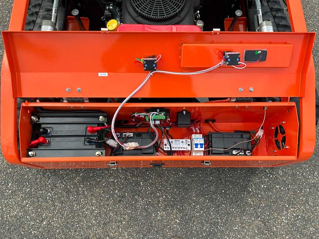 Rupstractor-type maaier - afbeelding 6 van  24