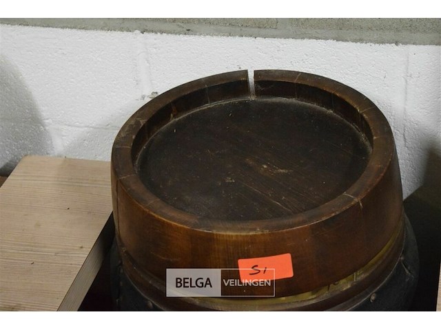 Rustiek drankkabinet of wijnvat-meubel - afbeelding 3 van  3