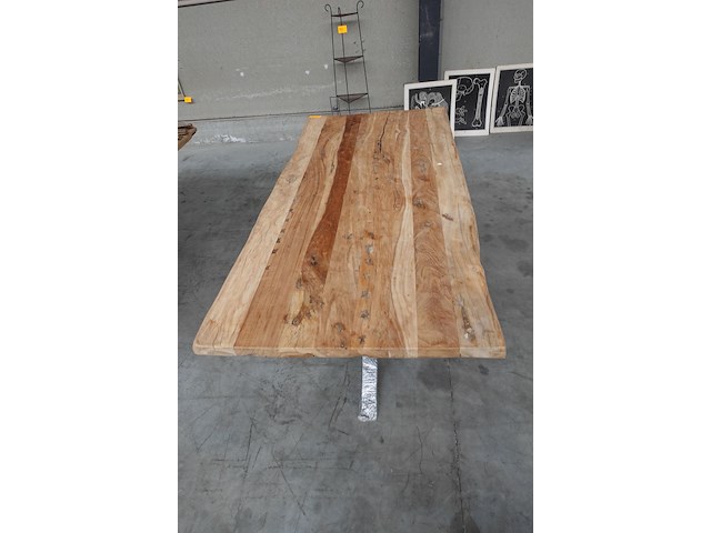Rustieke eettafel met massief tafelblad - afbeelding 3 van  3