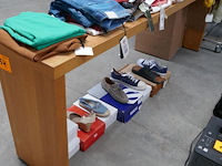 Rustieke houten wandtafel - afbeelding 2 van  2
