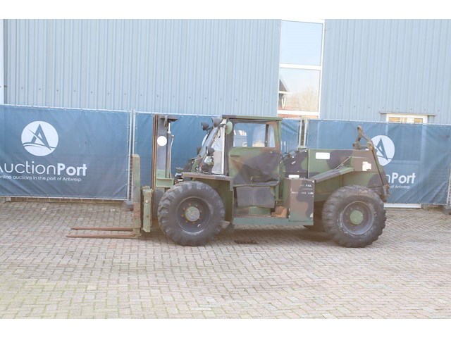 Ruw-terreinheftruck diesel - afbeelding 1 van  1