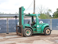 Ruw-terreinheftruck hyster diesel 7480kg 4.63m 1979