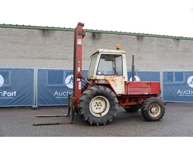 Ruw-terreinheftruck manitou 4rm30g diesel 3000kg 1979 - afbeelding 1 van  1