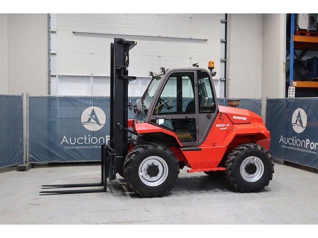 Ruw-terreinheftruck manitou m26-4 diesel 2600kg 5.5m 2015 - afbeelding 1 van  1