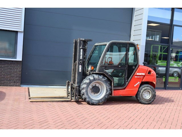Ruw-terreinheftruck manitou mh25-4 t buggy diesel 44.7kw 2500kg 3.7m 2005 - afbeelding 1 van  1