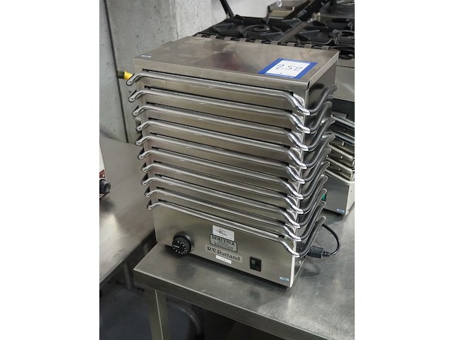 R.v.rutland&co ltd - afbeelding 1 van  6