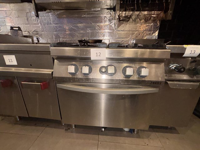 Rvs 4-pitsgasfornuis zanussi - afbeelding 1 van  4