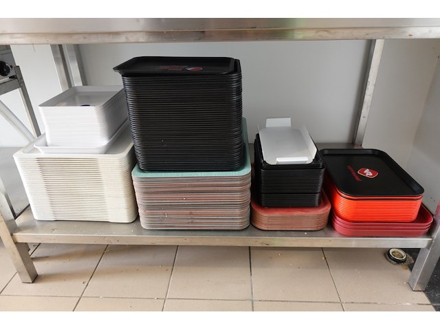 Rvs afruimkar - afbeelding 3 van  3