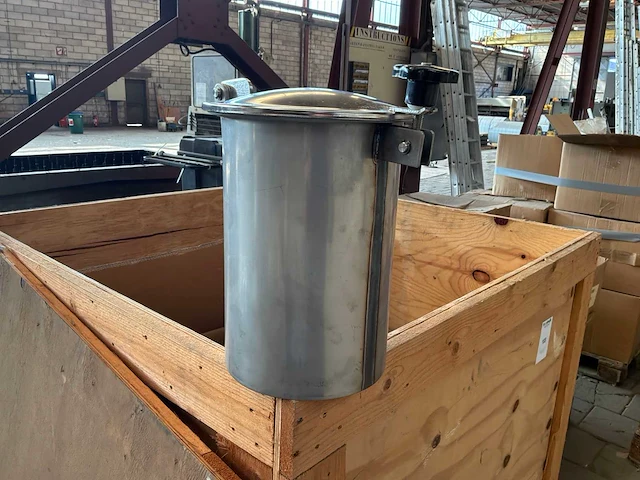 Rvs afsluitdeksels voor tankbouw (25x) - afbeelding 1 van  4