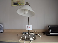 Rvs bijzetlamp - afbeelding 1 van  3