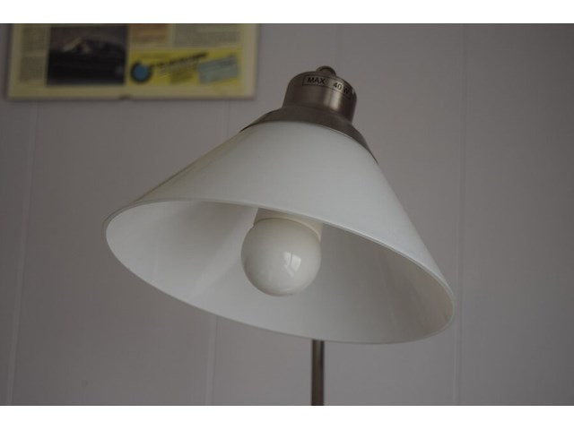 Rvs bijzetlamp - afbeelding 2 van  3