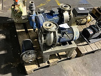 Rvs centrifugaalpomp (3x) - afbeelding 1 van  5