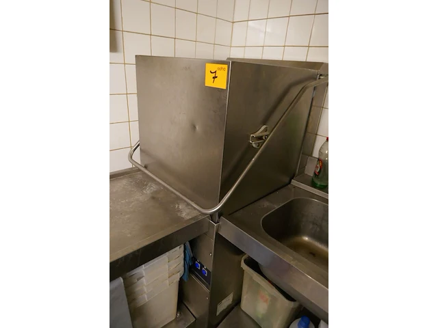 Rvs doorschuifvaatwasser met spoeltafel en spoelkraan en bodemschap sanmac - afbeelding 2 van  6