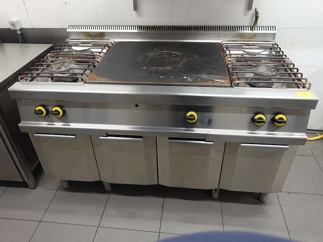 Rvs fornuis op gas macfrin - afbeelding 1 van  10