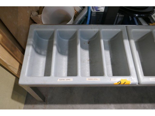 Rvs frame voor couvertbakken + couvertbakken - afbeelding 3 van  4