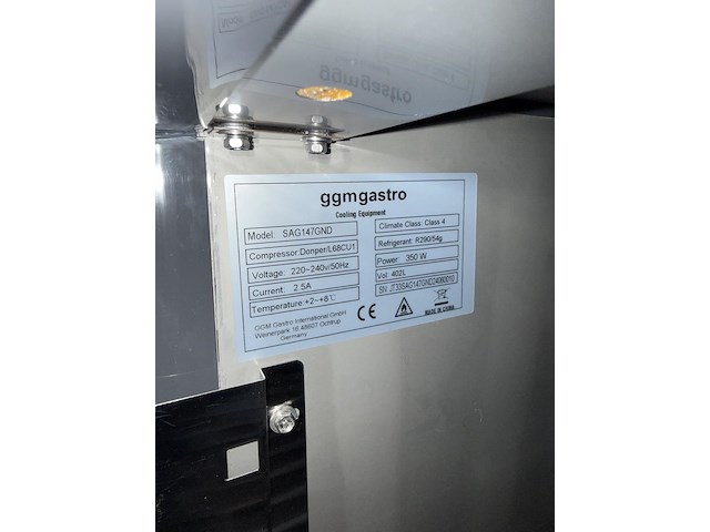 Rvs gekoelde werkbank met marmeren blad en saladebar - afbeelding 4 van  12