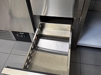 Rvs gekoelde werkbank met marmeren blad en saladebar - afbeelding 8 van  12