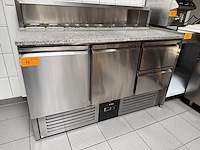 Rvs gekoelde werkbank met marmeren blad en saladebar - afbeelding 12 van  12