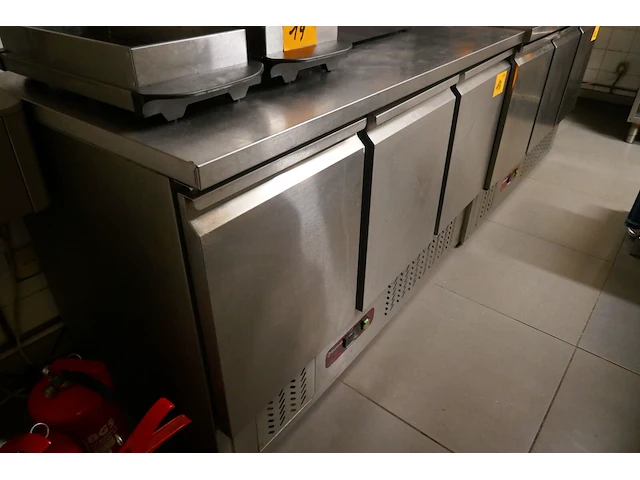 Rvs gekoelde werktafel diamond - afbeelding 1 van  7