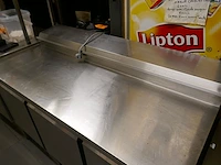 Rvs gekoelde werktafel met 3 deuren en ingebouwde saladebar combisteel - afbeelding 3 van  8