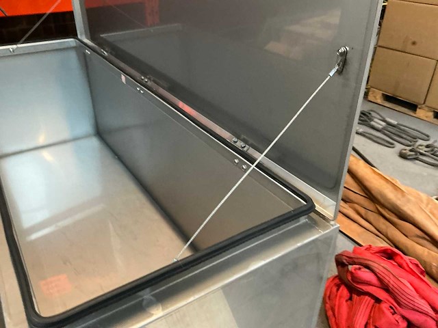 Rvs gereedschapskoffer inox - afbeelding 6 van  6