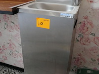 Rvs handwasbak met voetbediening tournus - afbeelding 3 van  3