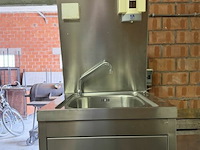 Rvs handwasbak + papier en zeepdispenser - afbeelding 2 van  6