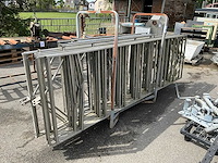 Rvs hangkaders voor ham (9x) - afbeelding 1 van  4