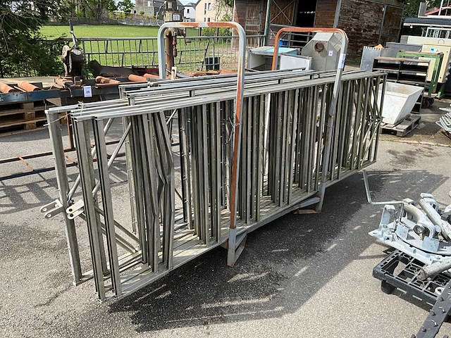 Rvs hangkaders voor ham (9x) - afbeelding 1 van  4
