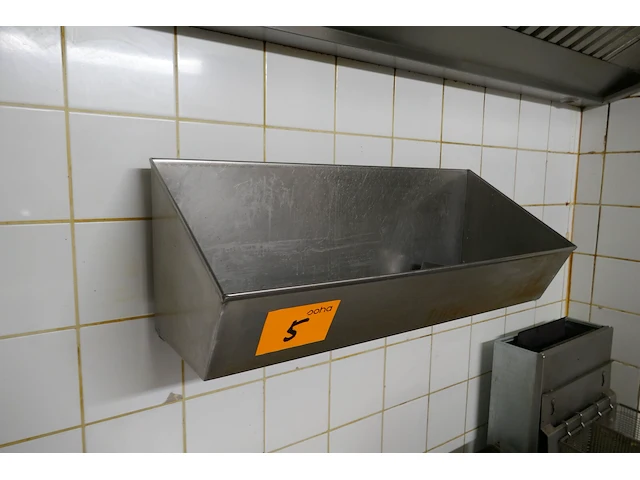 Rvs horecafriteuse + rvs wandbak voor frietjes diamond - afbeelding 6 van  6