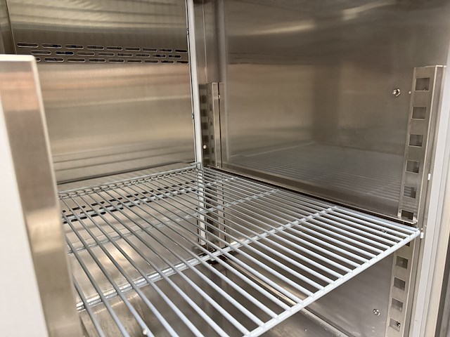 Rvs horecakoelkast met 4 glazen deuren ggmgastro - afbeelding 6 van  8