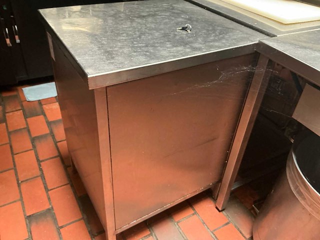 Rvs kast, 62 x 68 x 94 cm - afbeelding 3 van  3