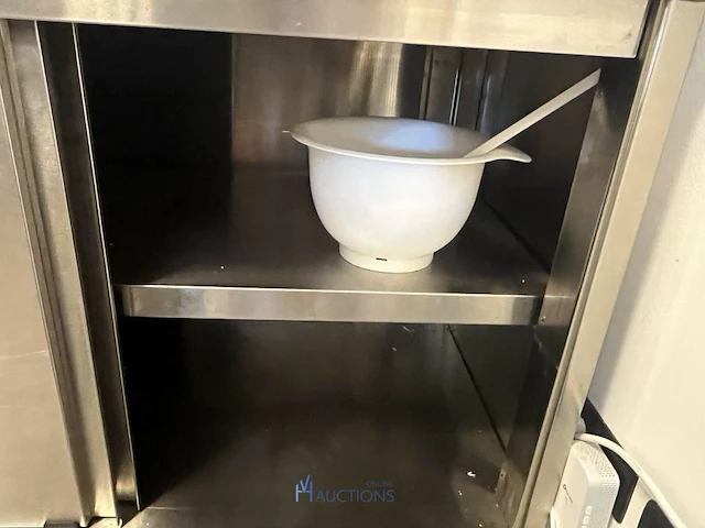Rvs kast met schuifdeuren - afbeelding 4 van  5