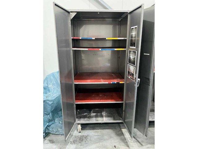 Rvs kast - afbeelding 2 van  6