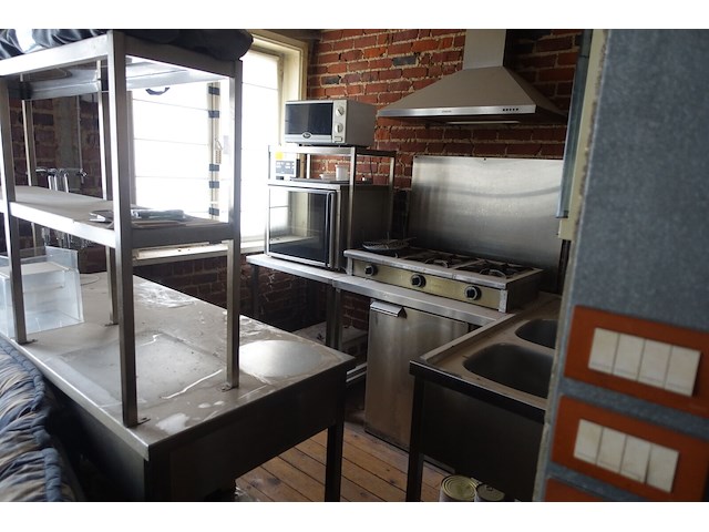 Rvs keuken - afbeelding 1 van  2