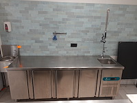 Rvs koelwerkbank met spoelbal topcold