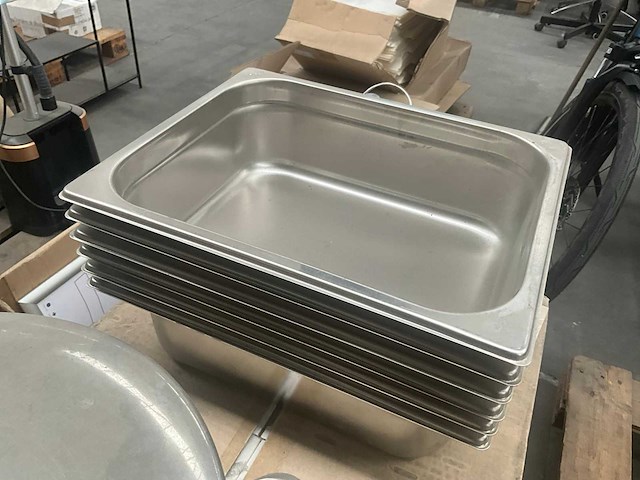 Rvs kookpot en 6 gastronorm bakken - afbeelding 6 van  10