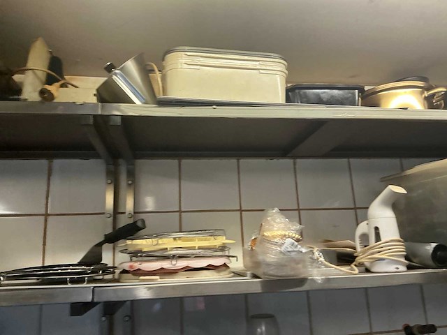 Rvs legborden met inhoud - afbeelding 4 van  8